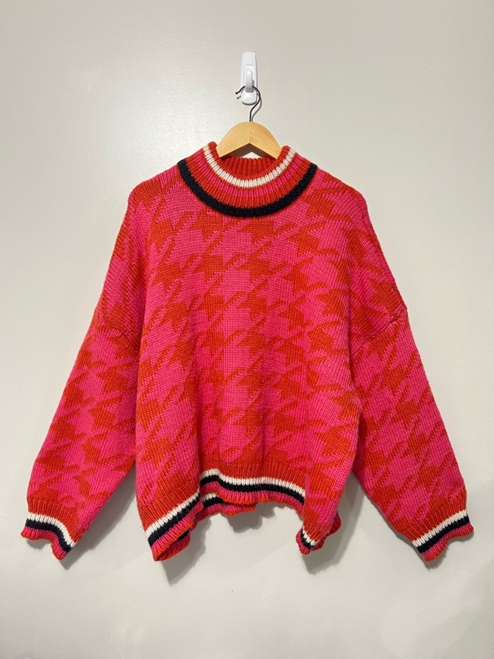 Vero Moda Curve Pink & Orange Houndstooth Knit Sweater Size 4X Dopamine Dressing - Picture 2 of 12